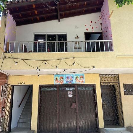 Hostel Urban City Меделин Екстериор снимка