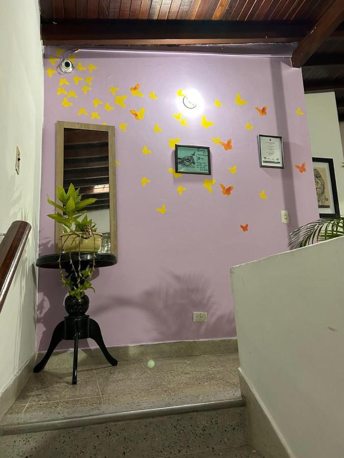 Hostel Urban City Меделин Екстериор снимка