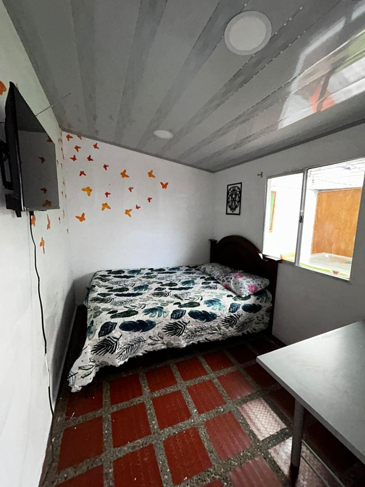 Hostel Urban City Меделин Екстериор снимка