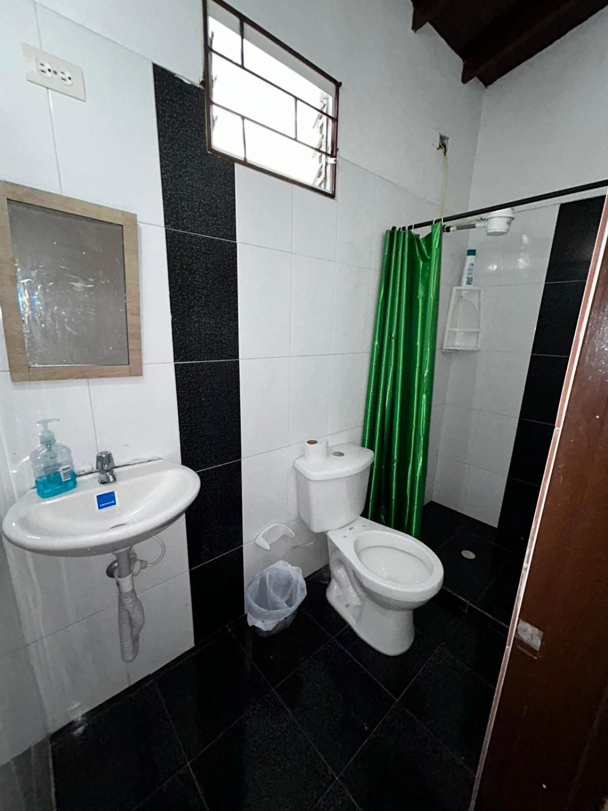 Hostel Urban City Меделин Екстериор снимка